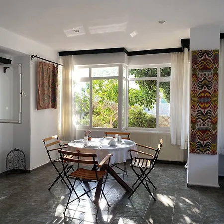 Tokur Hotel 3*