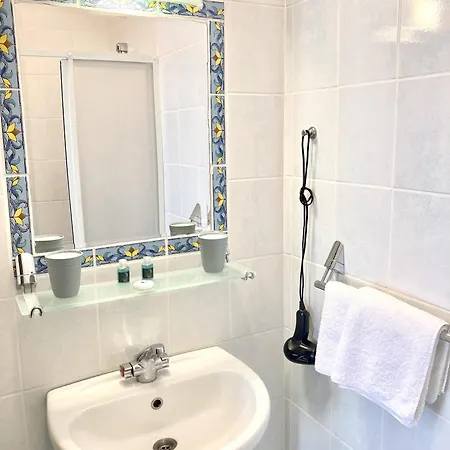 Hotel Tokur 3*